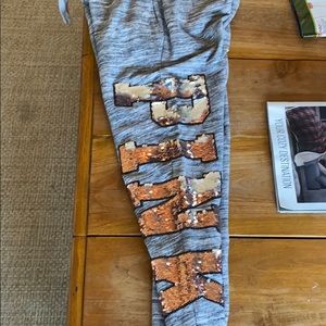 Ladies pink Victoria secret sweatpants sz XS